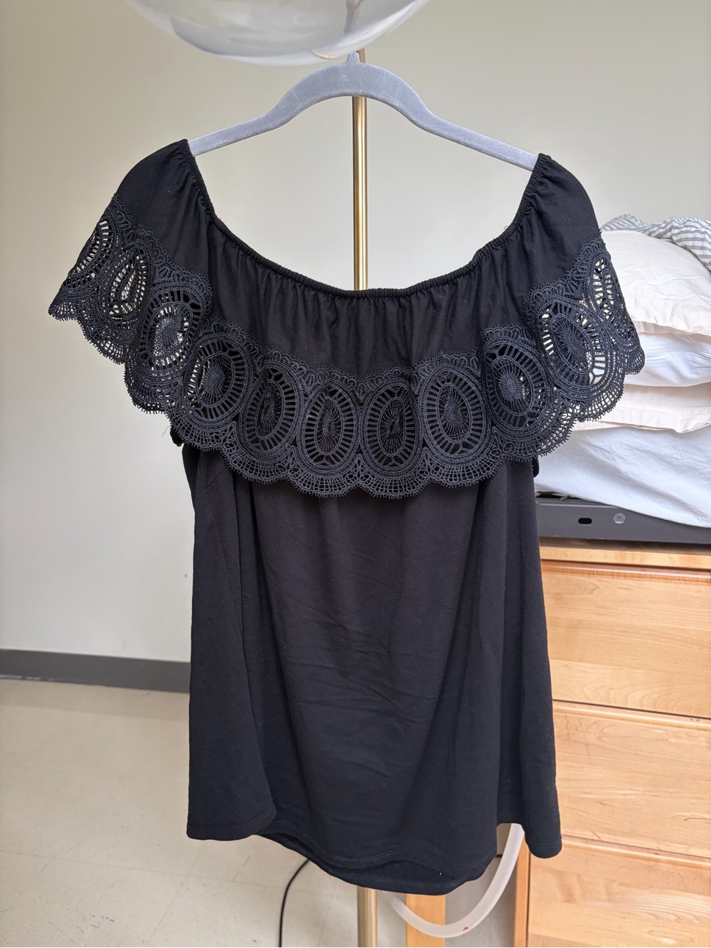 Black Off-Shoulder Lace-Trim Women's Top